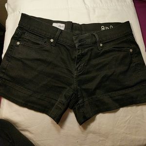 Gap 1969 Black shorts